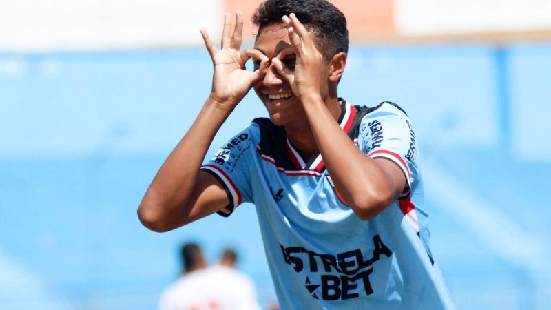 confira o novo boletim do filho de ex-Athletico