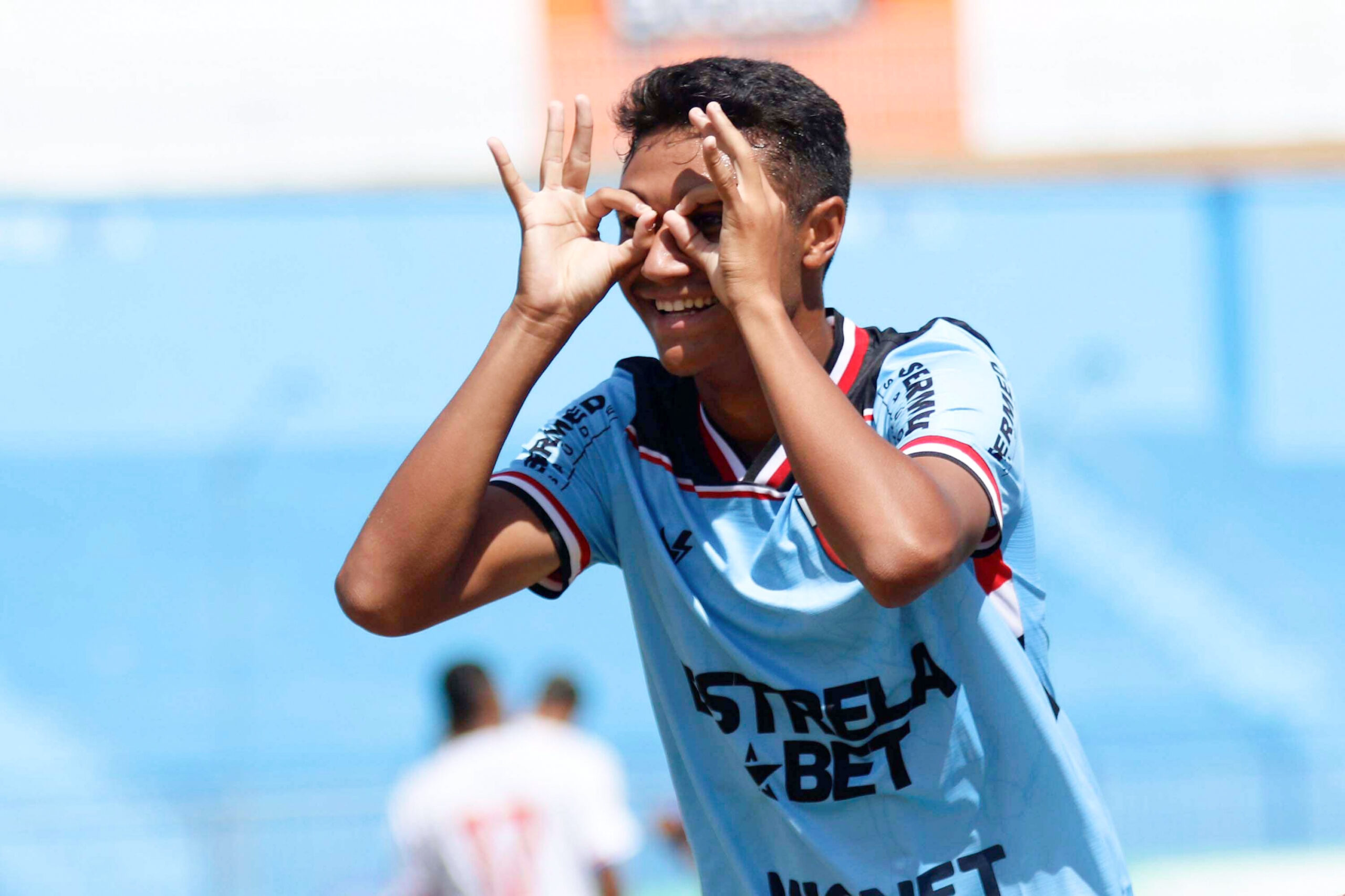 confira o novo boletim do filho de ex-Athletico