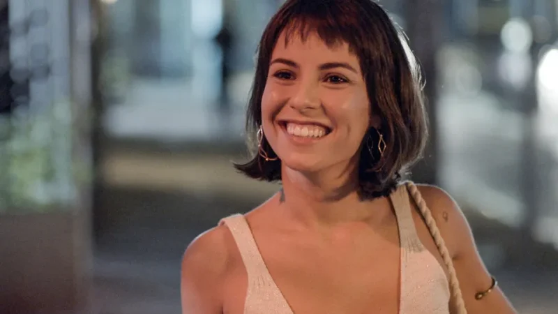 Andréia Horta reflete sobre homem ‘misógino e ardiloso’ em post; internautas veem indireta para Cauã