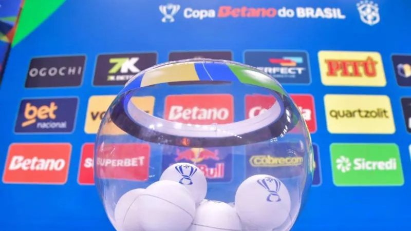 Assista ao sorteio da terceira fase AO VIVO