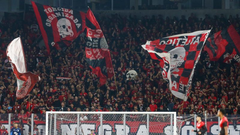 Athletico: Até a torcida erra