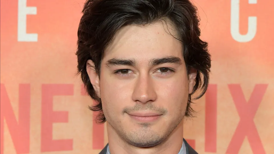 Ator de ‘Narcos’ está em coma após contrair infeção
