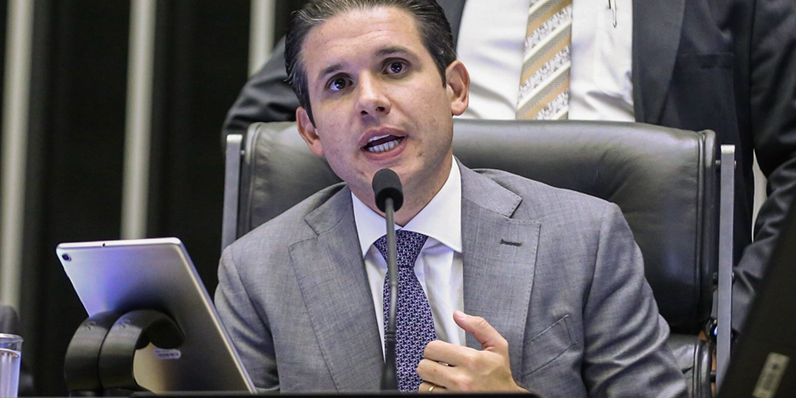 Câmara: oposição obstrui votação da reciprocidade e prioriza anistia