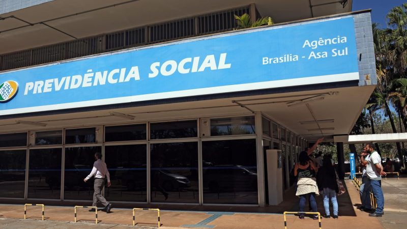Câmara: oposição protocola pedido de CPI sobre fraude no INSS