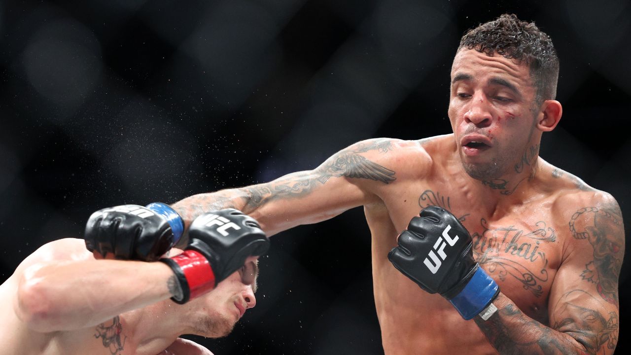Carlos Prates faz desabafo após sofrer primeira derrota no UFC