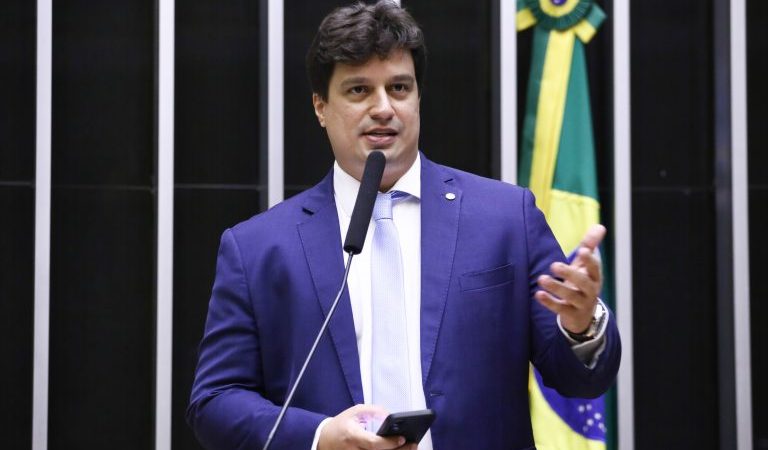 Comissão aprova regulamentação da atividade de operador logístico no Brasil – Notícias