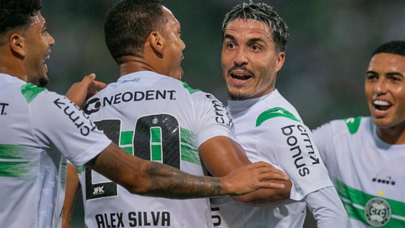 Coritiba tem desfalques importantes e retorno contra o Remo