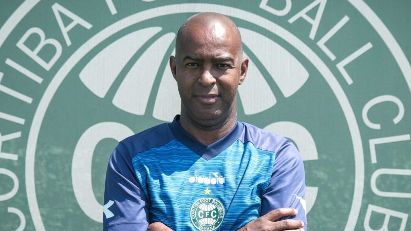 De volta ao clube, ídolo alertou para erro da SAF