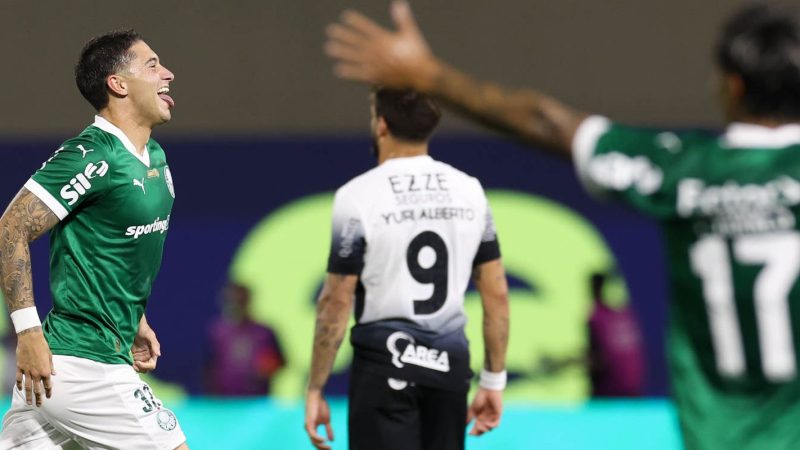 Em noite de uruguaios, Palmeiras vence clássico com Corinthians