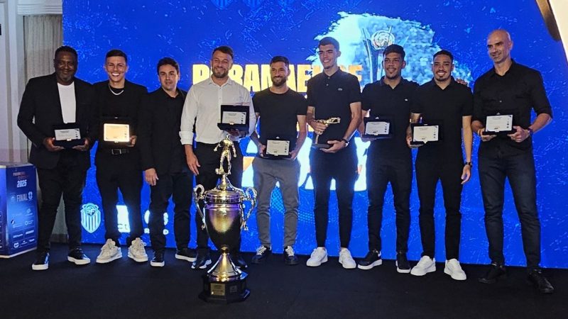 FPF premia destaques do Paranaense e entrega “troféu do interior”