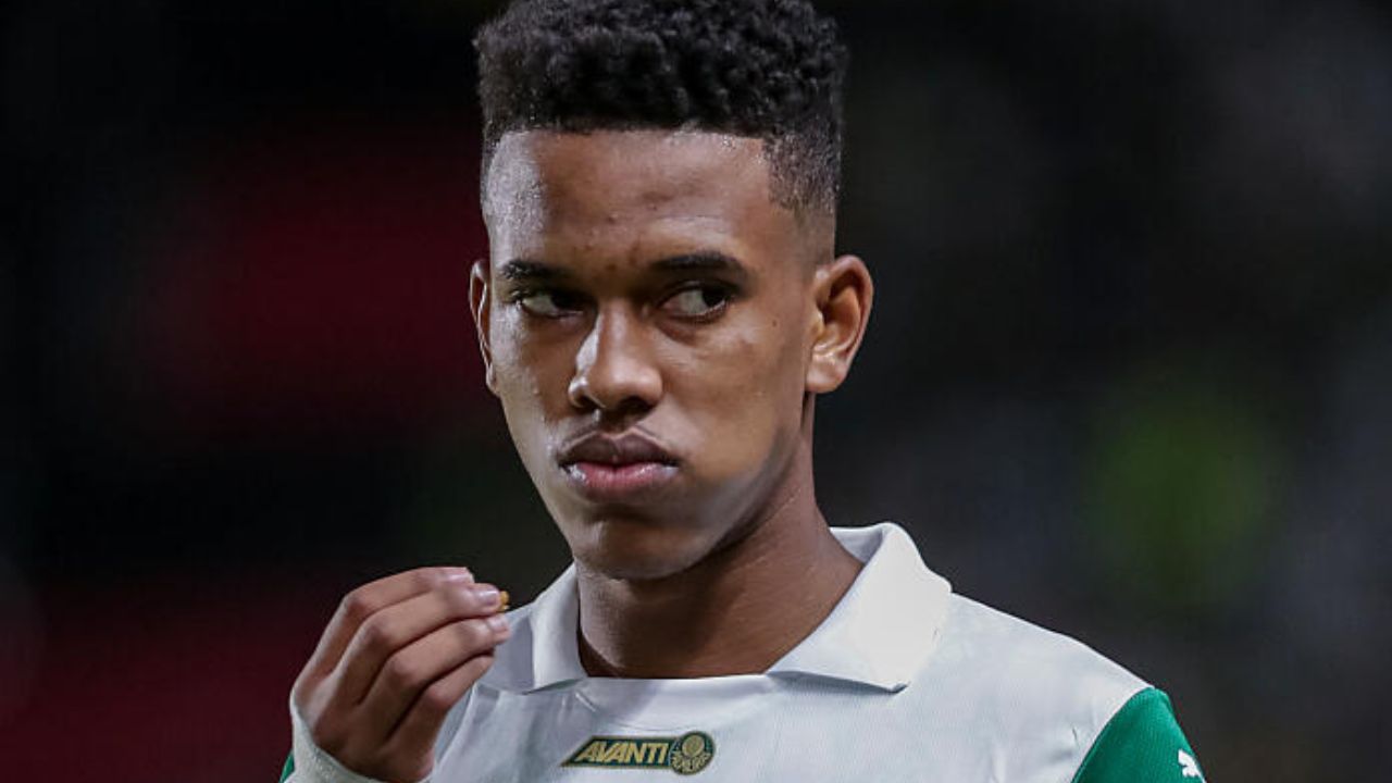 Futebol brasileiro bate recorde em vendas de jogadores; veja ranking