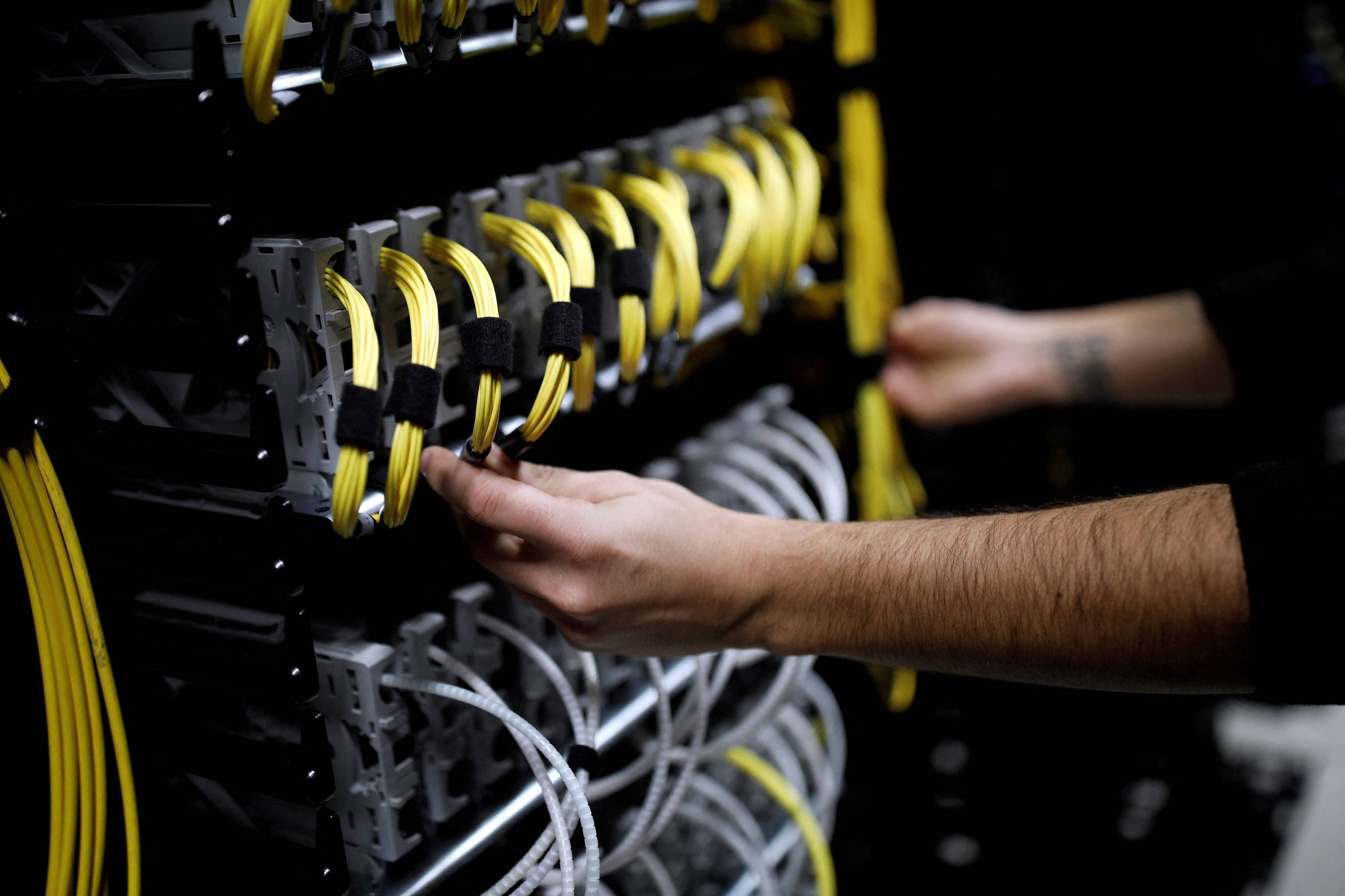 Governo Lula busca antecipar investimentos em data centers – 10/04/2025 – Mercado