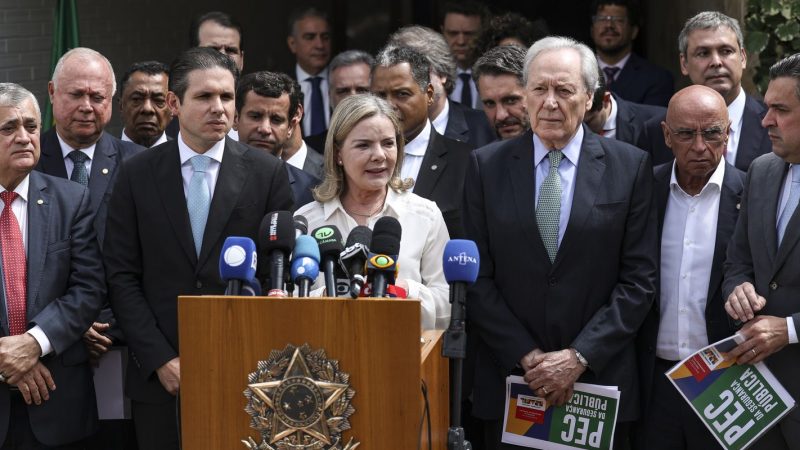 Governo entrega texto da PEC da segurança pública à Câmara