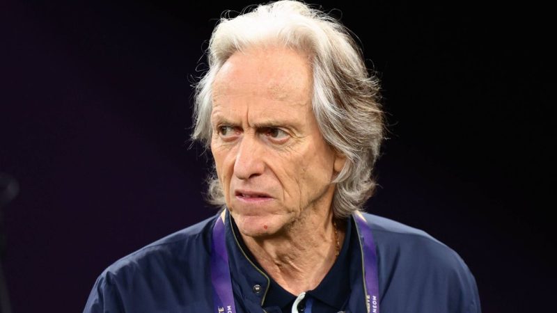 Jorge Jesus faz substituição polêmica na eliminação do Al Hilal