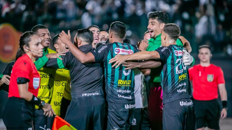 Maringá tira onda com pênalti não marcado contra o Atlético-MG