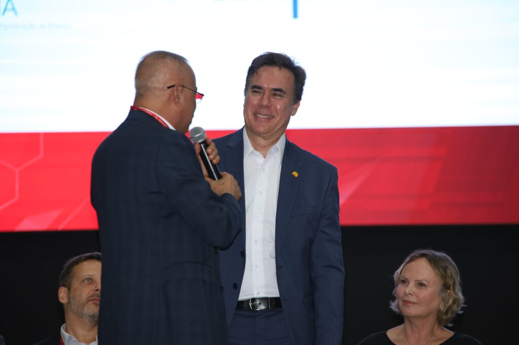 Novos ônibus elétricos de Hortolândia são apresentados na abertura do 92º Fórum Paulista de Mobilidade Urbana  – Jornal Aqui Paulínia