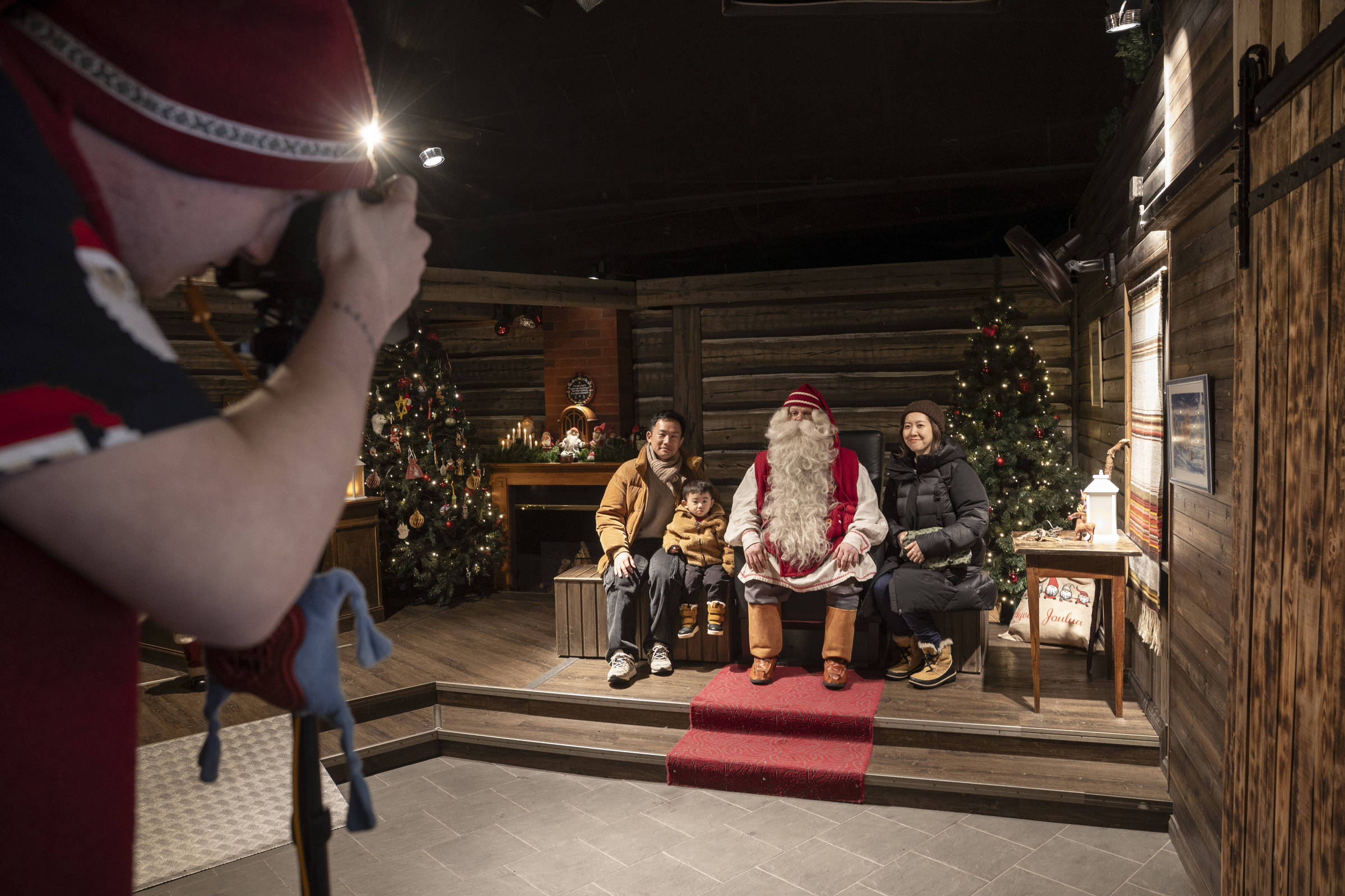 Papai Noel transforma Rovaniemi em parque turístico – 29/04/2025 – Turismo
