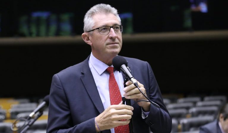 Projeto permite inclusão de sindicatos no regime do Simples Nacional – Notícias