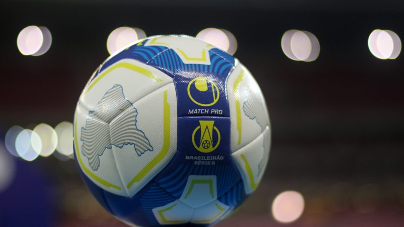 Quais clubes têm mais acessos na Série B na história?