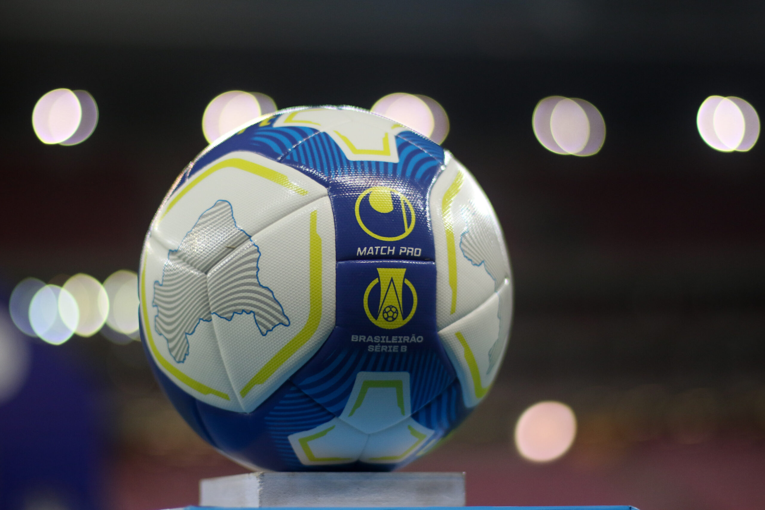 Quais clubes têm mais acessos na Série B na história?