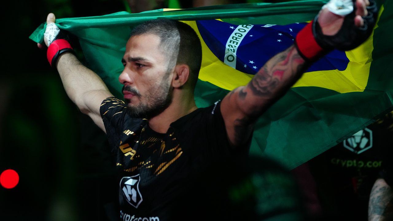 Único campeão brasileiro, Pantoja exalta Diego Lopes