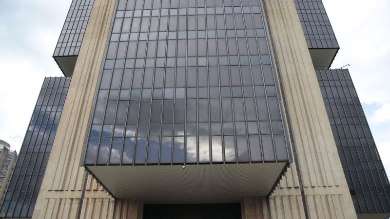 Bancos Centrais do Brasil e da China assinam acordo de troca de moedas