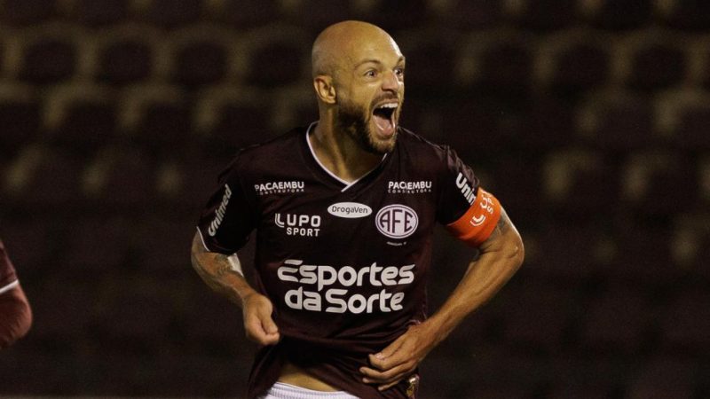 Carrasco do Coritiba, Carlão já foi pupilo de Fernando Diniz no Paraná