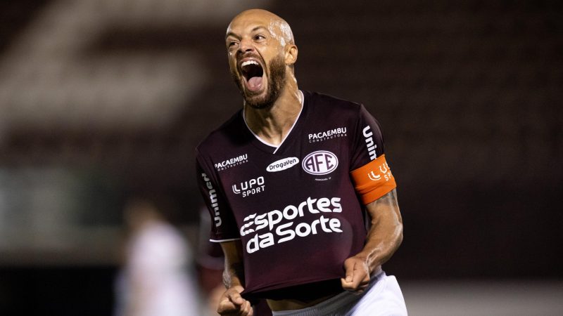 Derrota do Coritiba torna mais difícil o novo futebol brasileiro