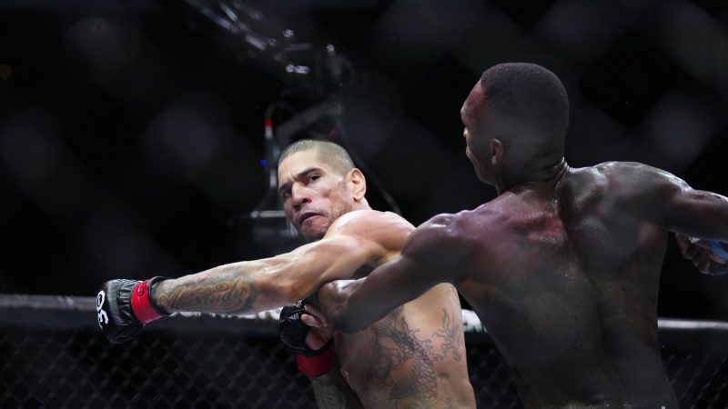 Israel Adesanya revela uso de psicodélico antes de encarar Alex Poatan