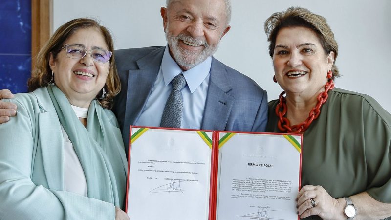 Lula empossa Márcia Lopes no Ministério das Mulheres