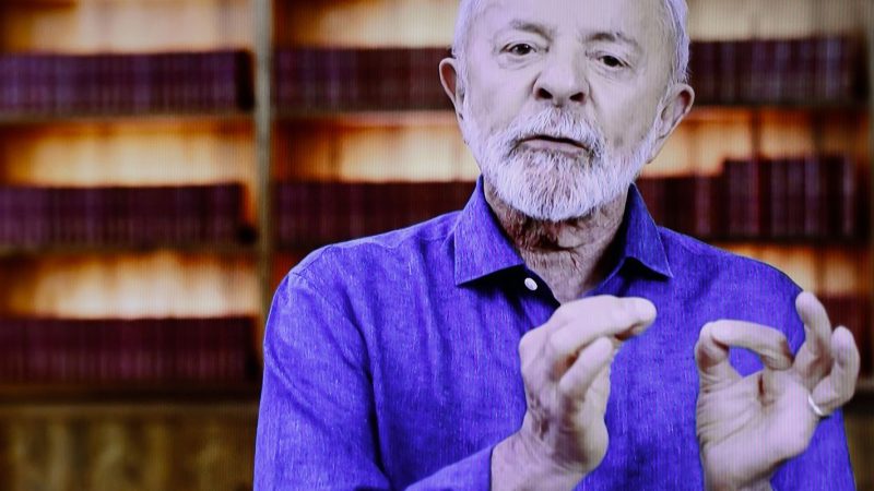 Lula exalta PIB, geração de emprego e salário mínimo acima da inflação
