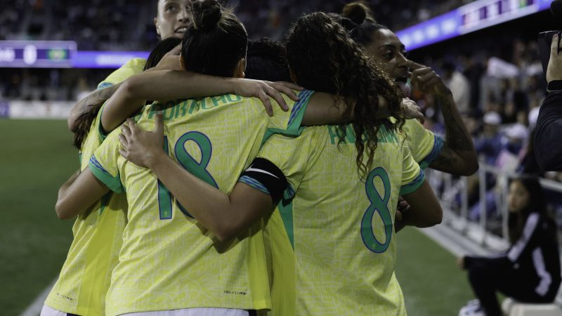 Seleção feminina será convocada na terça para amistosos contra o Japão