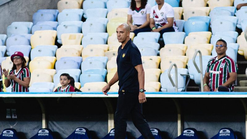 Sport demite técnico português após perder para o Fluminense