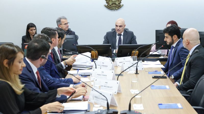 Audiência no STF termina sem acordo sobre IOF