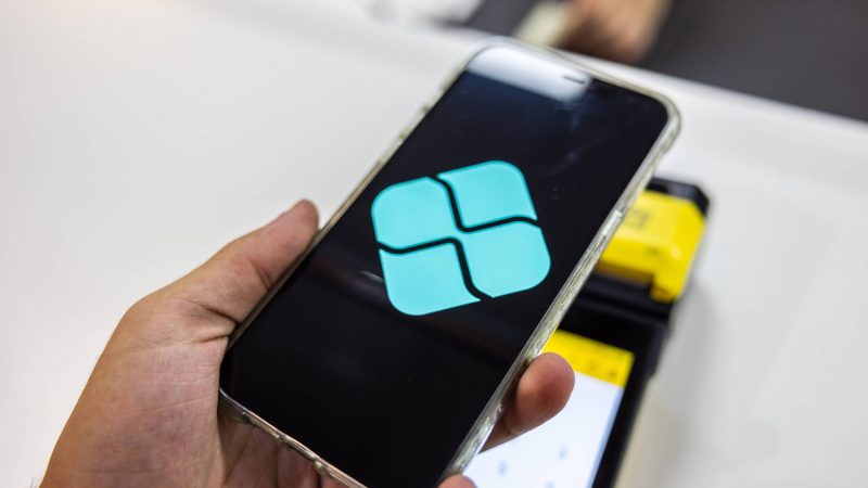 IBGE: usuários de bancos pela internet têm salto no Brasil – 24/07/2025 – Mercado