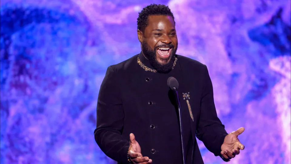 Morre Malcolm-Jamal Warner, da sitcom ‘The Cosby Show’, aos 54 anos