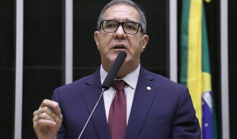 Projeto libera funcionamento de comércio aos domingos e feriados – Notícias