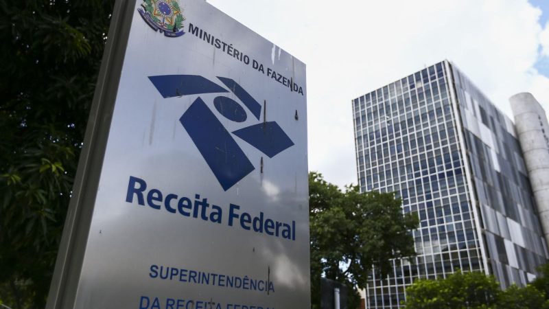 Receita voltará a exigir declaração de fintechs após operações da PF