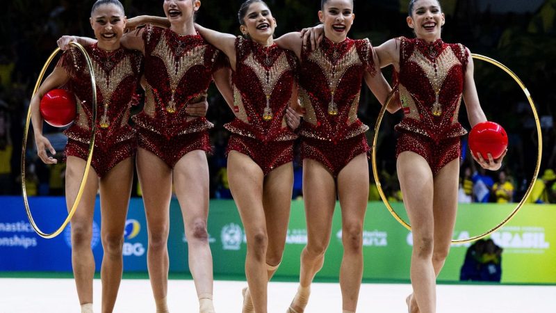 Ao som de “Evidências”, Brasil conquista prata na série mista