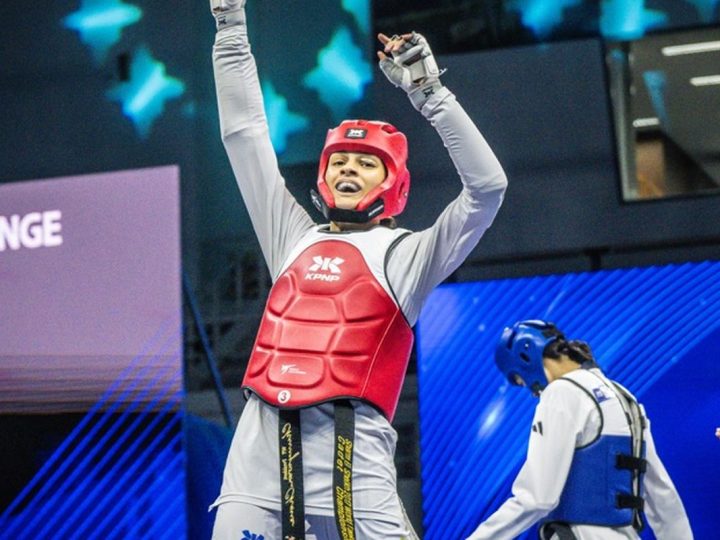 Maria Clara Pacheco é campeã mundial de taekwondo na China