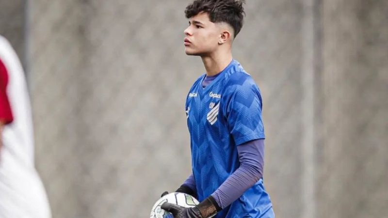 Bruninho Samudio, ex-Athletico, é convocado para a seleção