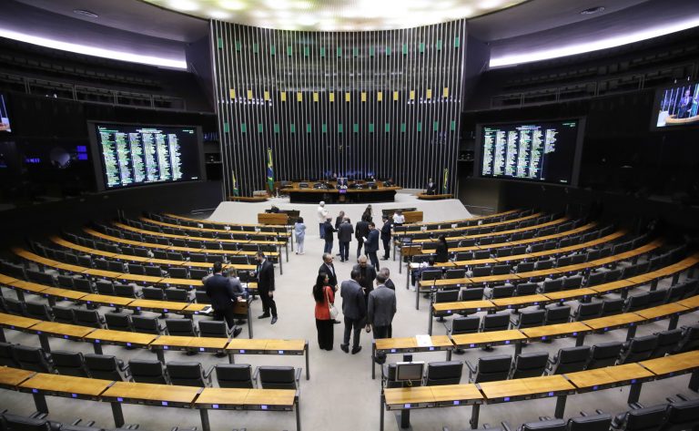 Câmara aprova urgência para proposta que isenta de Imposto de Renda os salários de até R$ 5 mil – Notícias