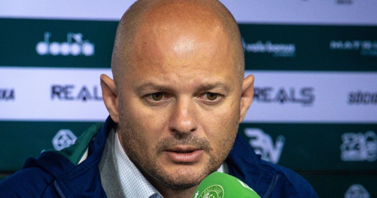 Com ataque criticado, Coritiba confirma saída de centroavante