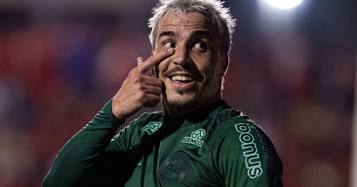 Coritiba conta com tropeço do Goiás e vira líder isolado da Série B