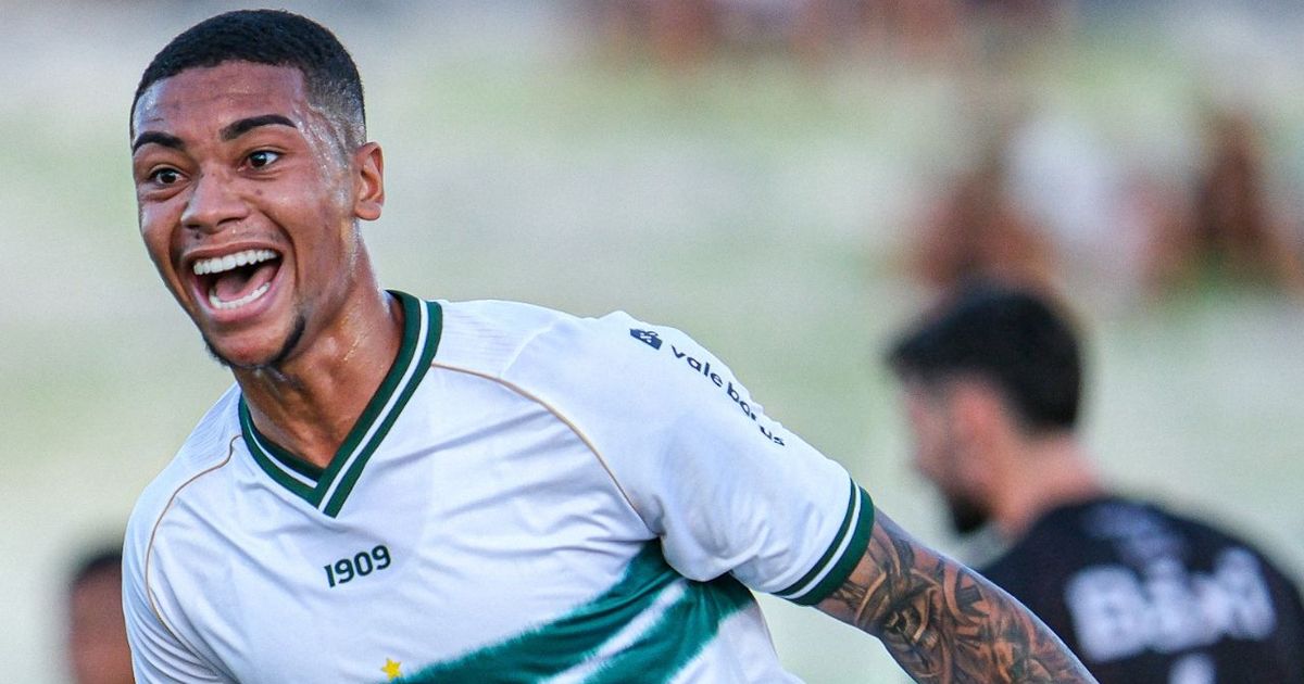 Coritiba empresta atacante para clube português