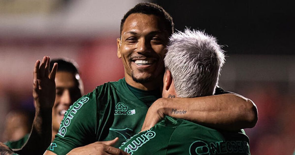Coritiba vê liderança escapar, mas tem boa notícia na Série B