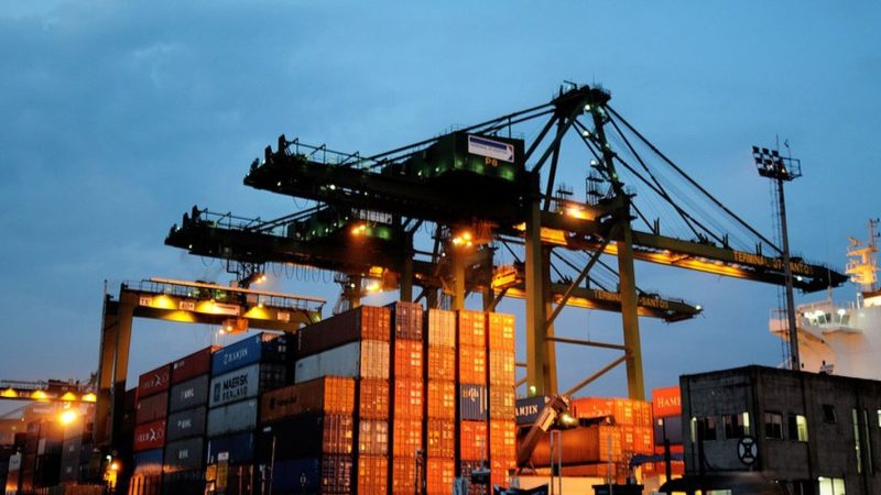 Exportações, emprego e investimentos tendem a recuar devido a tarifaço