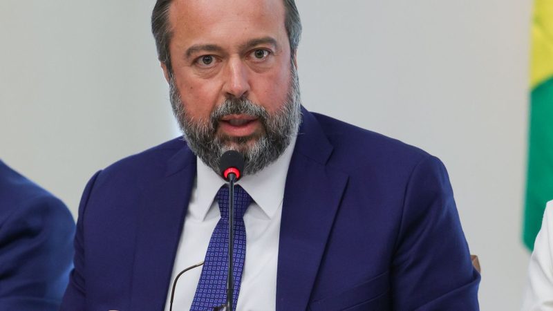 Governo estuda parceria com Bolívia para nova hidrelétrica binacional
