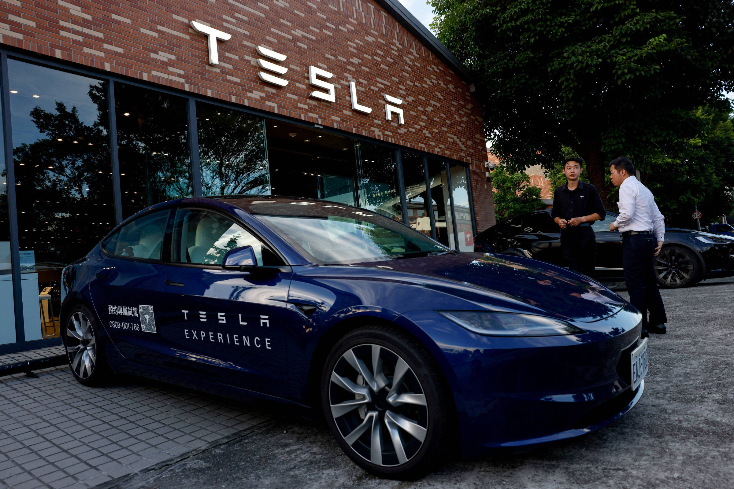IA: Tesla acaba com projeto de supercomputador – 08/08/2025 – Tec