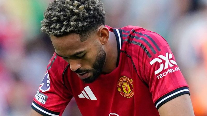 Matheus Cunha é elogiado em estreia pelo Manchester United na Premier League